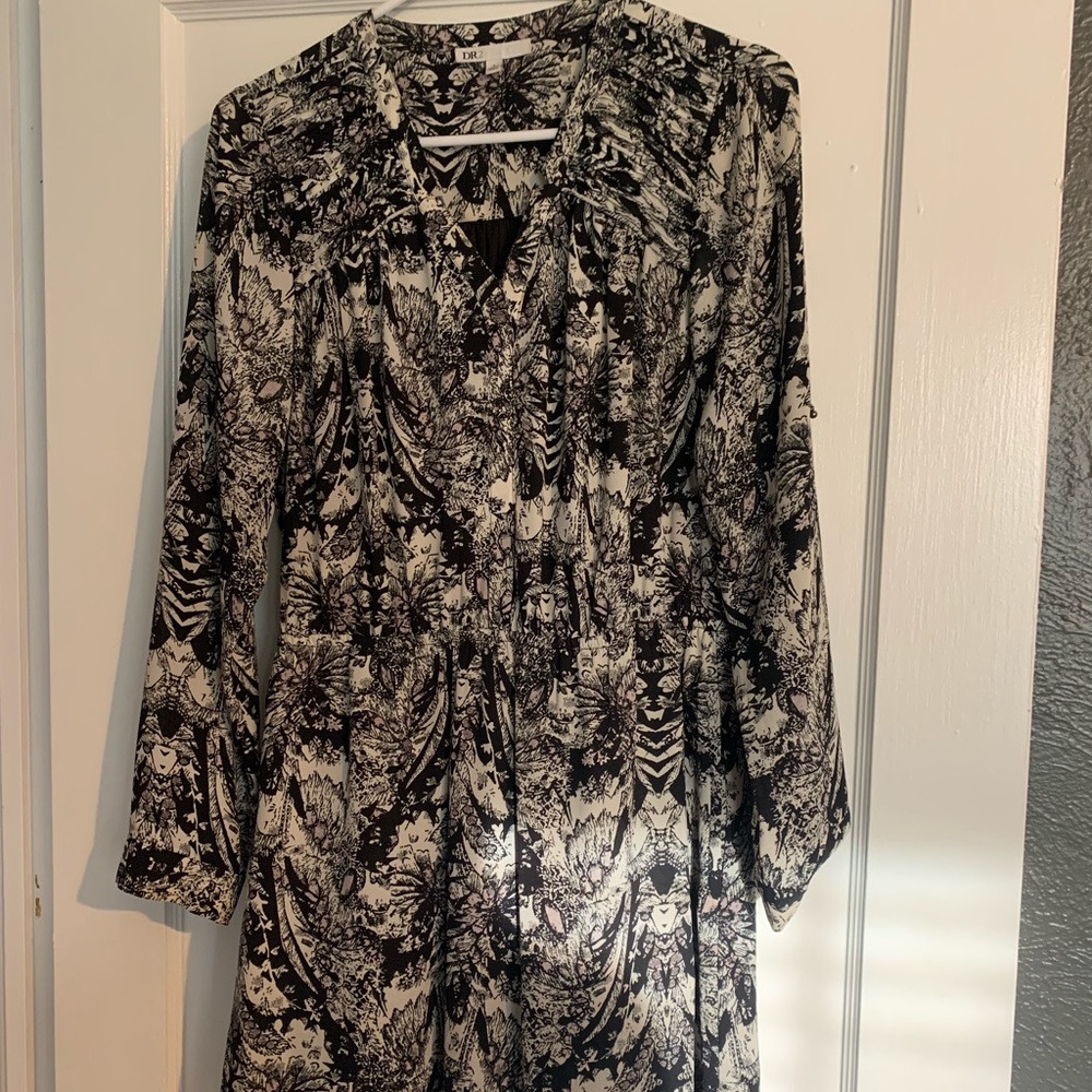 long sleeve dress, w/ pockets!